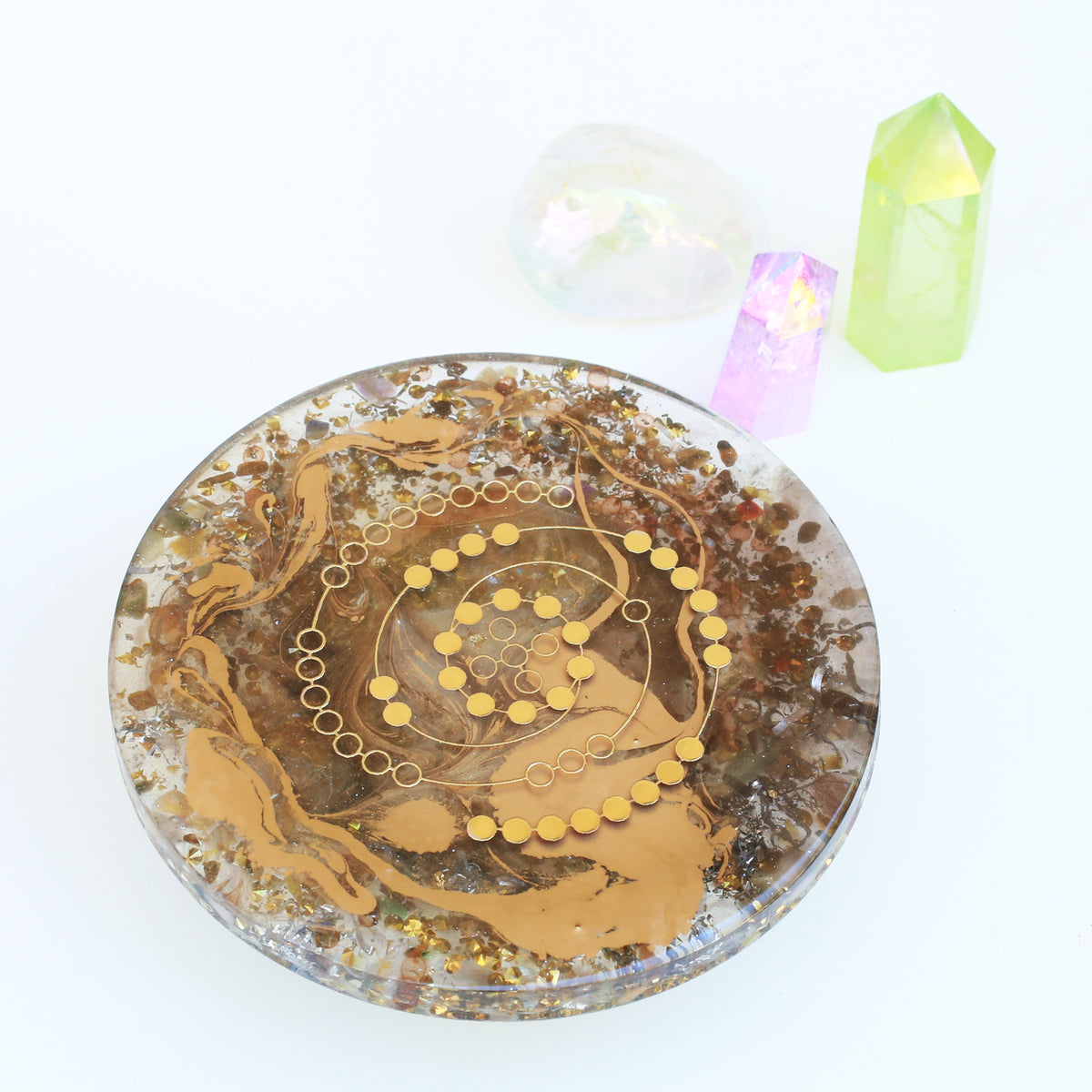 奧根能量盤與黃金仙人掌水晶