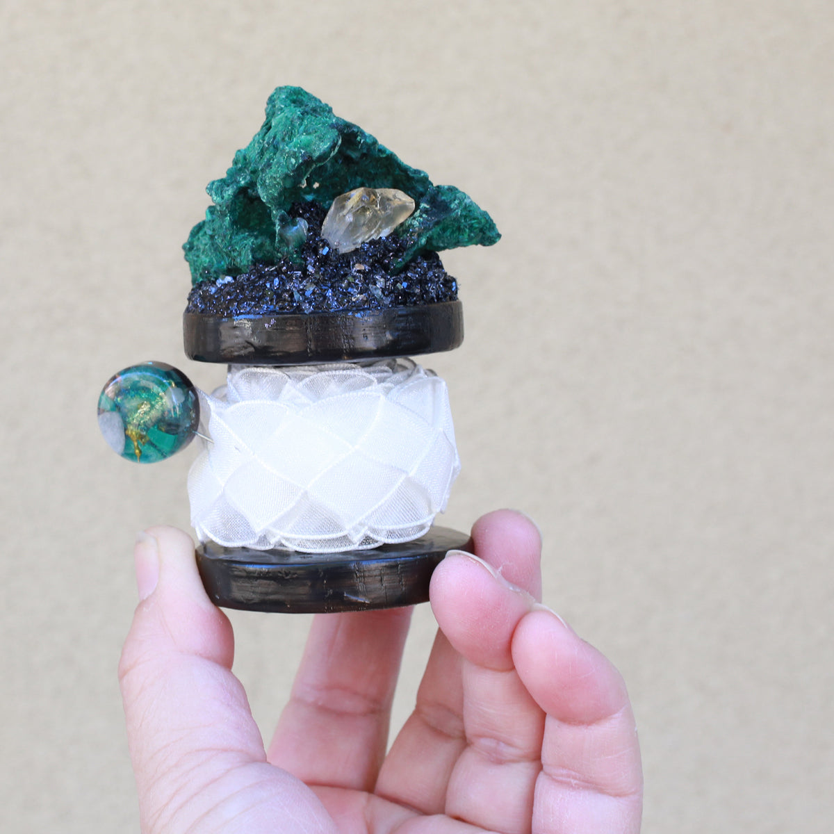 復古蕾絲水晶展示架(小) ~ 孔雀石 & 黃水晶